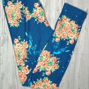 LulaRoe Disney Leggings